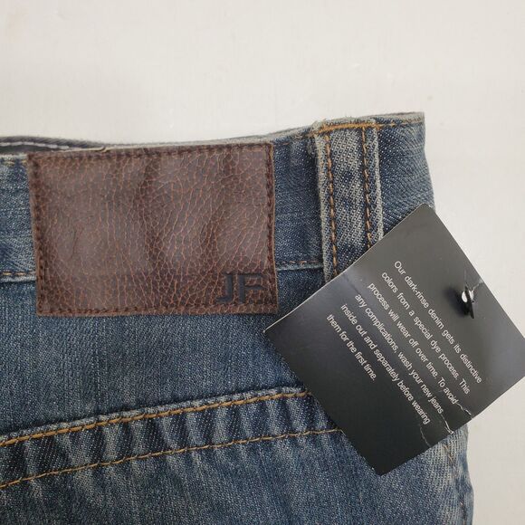 J. Ferrar Jeans Mens Distressed Wash Relaxed Straight Denim Barrier 42x30 NWT - Picture 5 of 16